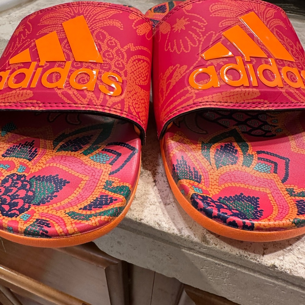 Adidas Farm Rio slides. Size 8 Men’s